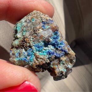 *Quartz crystal,Azurite,CHRYSOCOLLA specimens on matrix specimens USA New Mexico